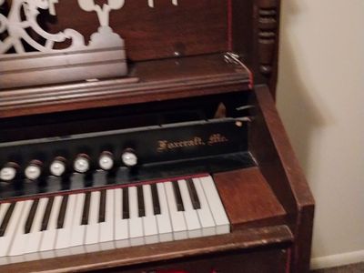 Pump Organ