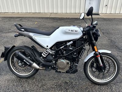 2023 Husqvarna Svartpilen 401 - PRICE REDUCED - Cafe Sport