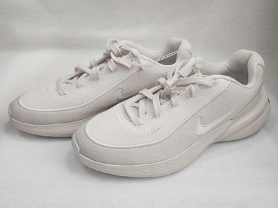 NEW NIKE WOMEN'S SIZE 10 CREAM WHITE UPLIFT SC RUNNING WALKING SHOES LIGHTWEIGHT STYLE NEUTRAL