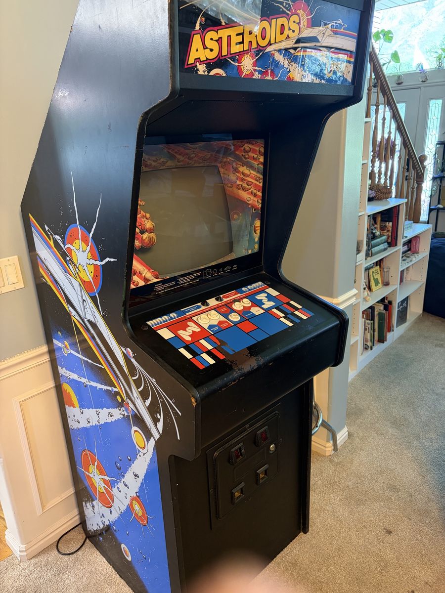 Original asteroids cabinet