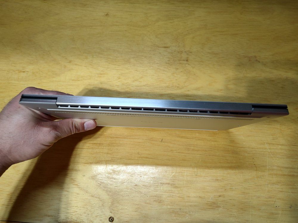 Main image 7