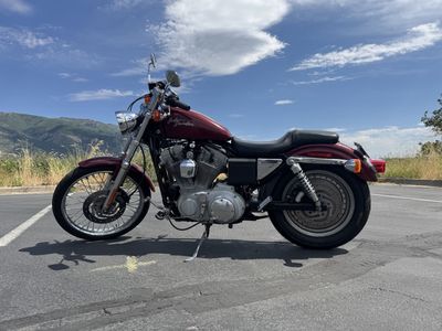 Harley-Davidson Sportster XL883C