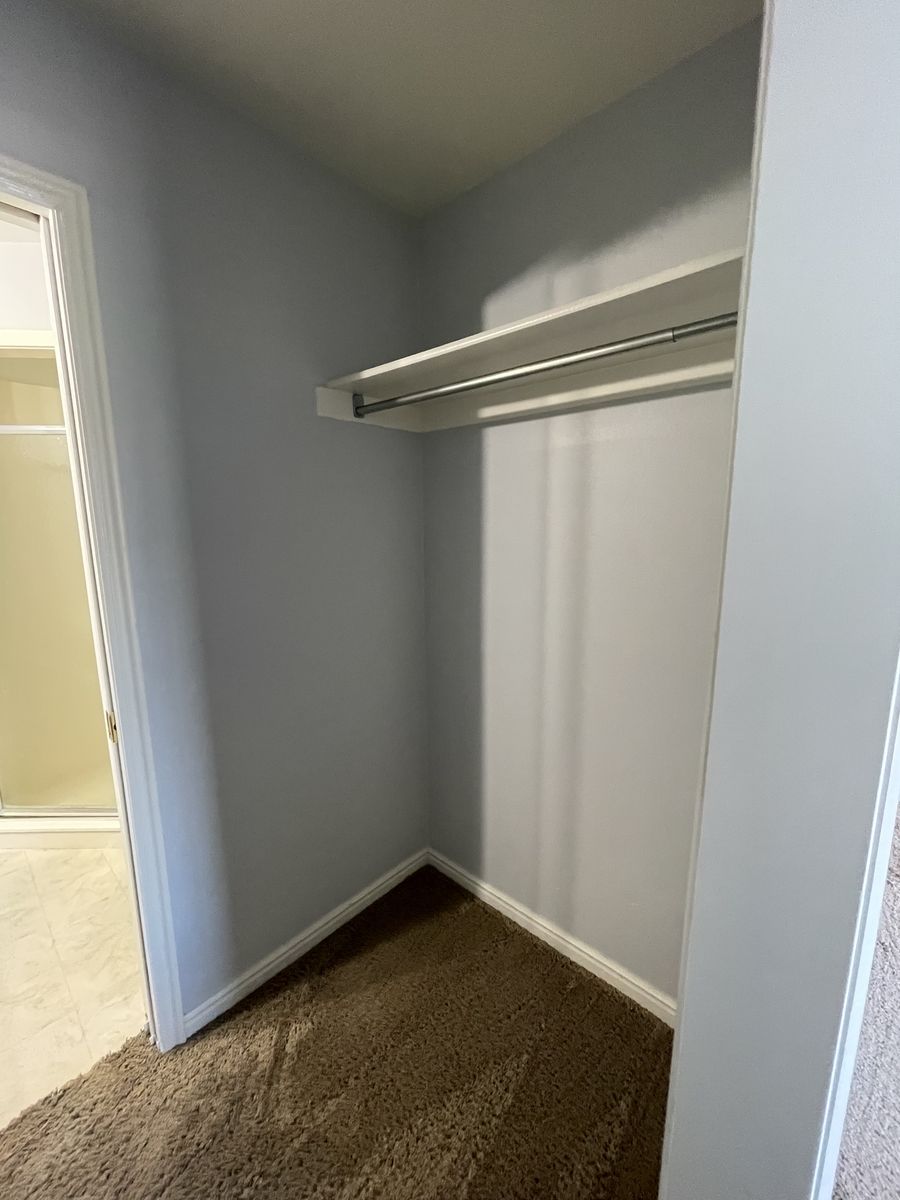 Main image 4