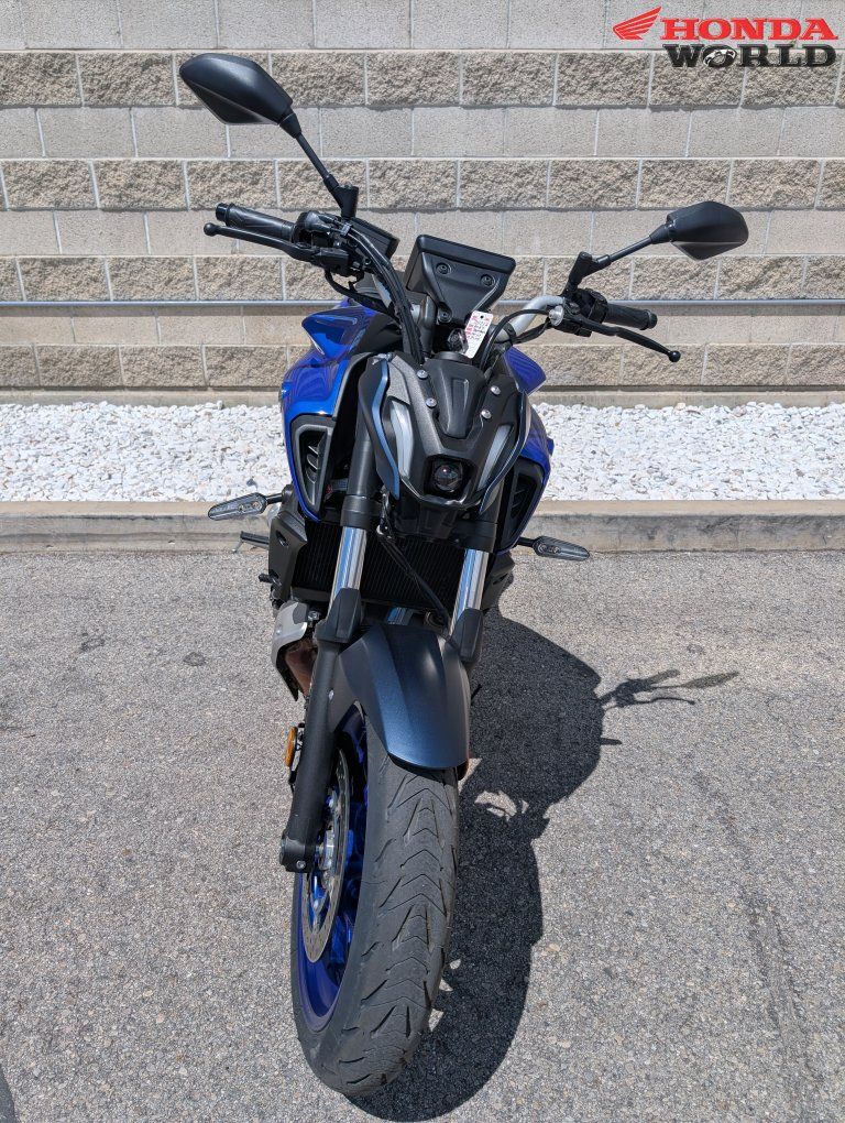 Main image 6