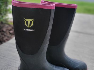 Women's Tidewe Boots Size 7