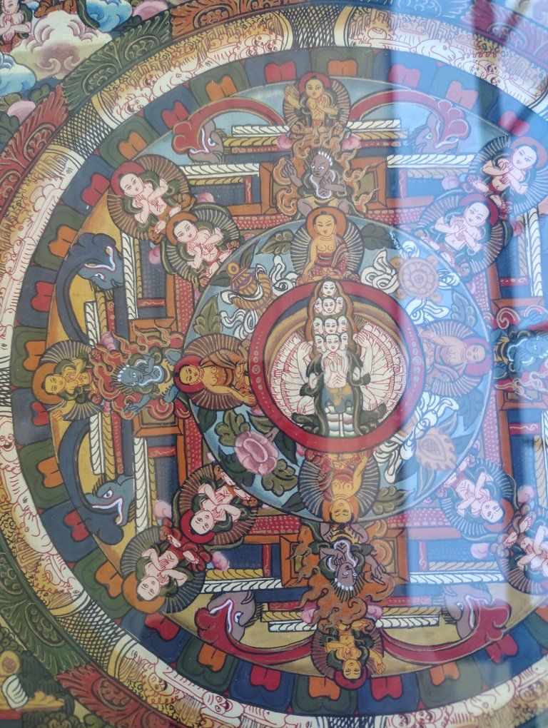 Main image 3