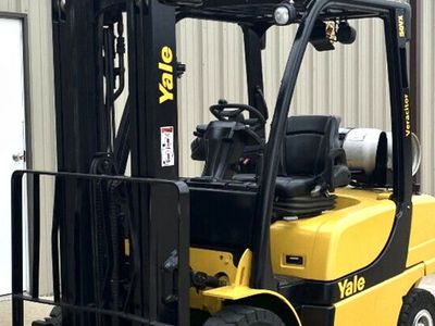 Yale 5000 lb Forklift