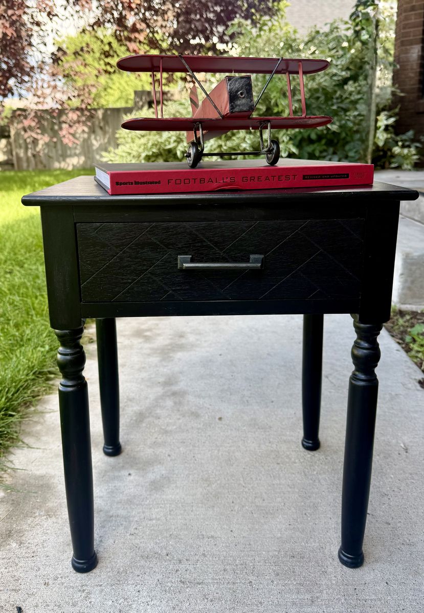 Nightstand like new