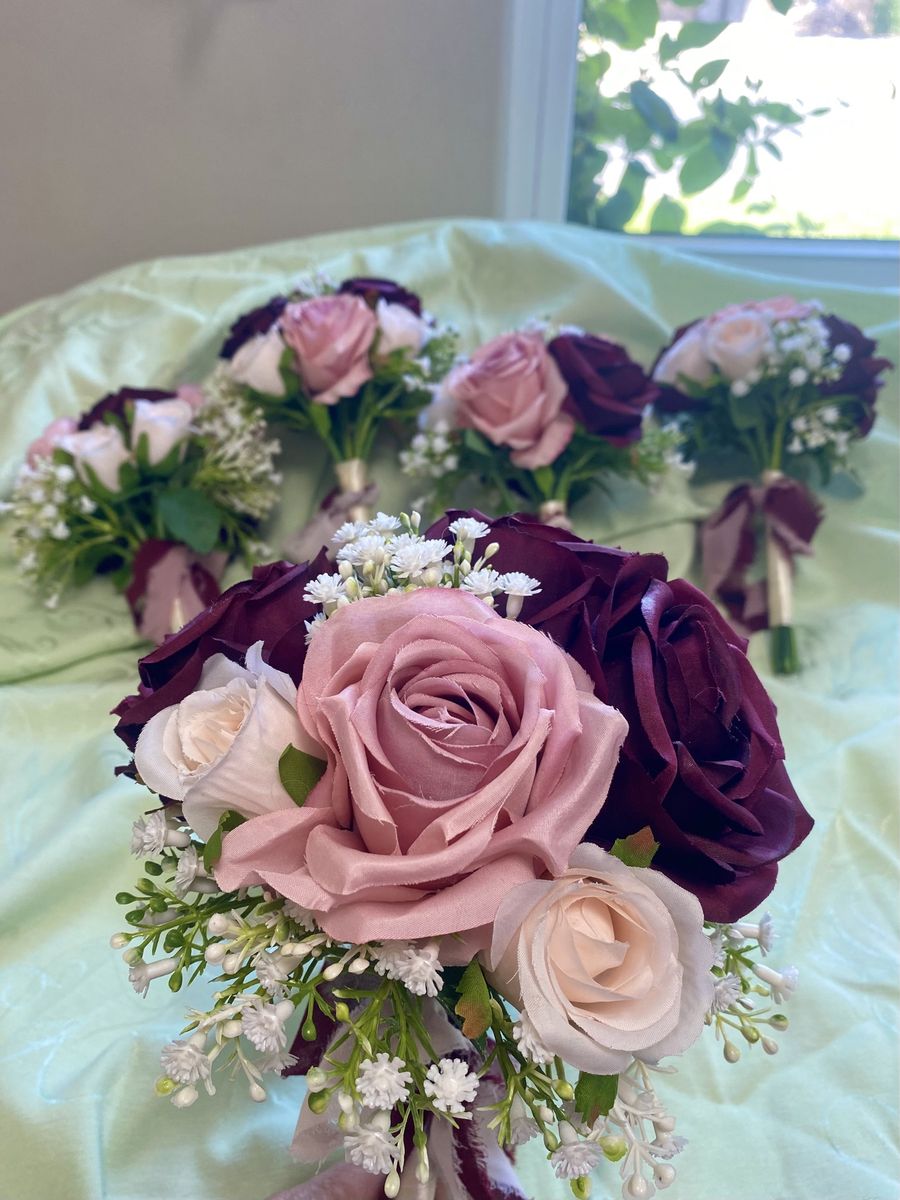 Beautiful Rose Wedding Bouquets