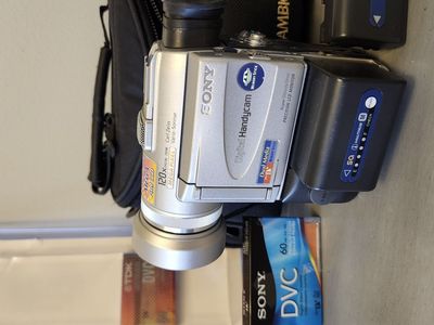 DCR-PC100 Handycam video camera Digital Handycam