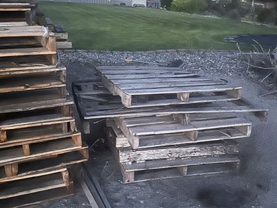 Wood pallets