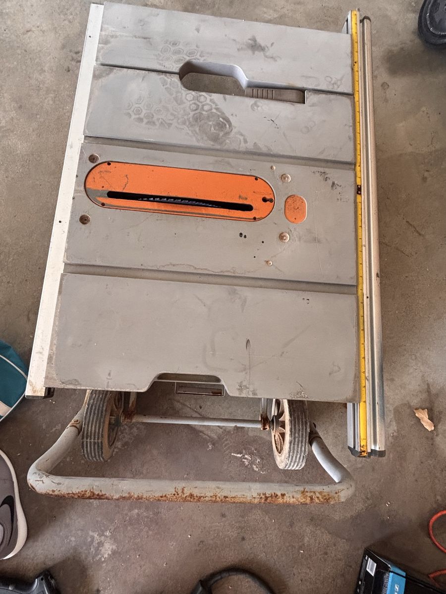 Main image 7