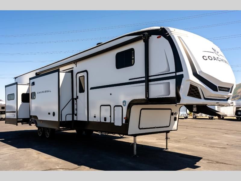 New 2026 Coachmen Chaparral 381DBL