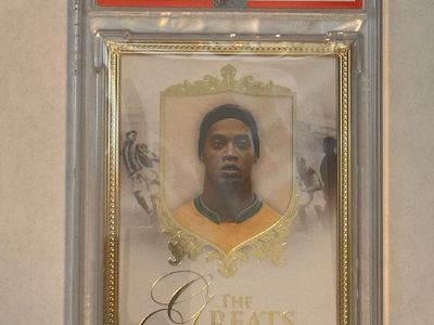 2024 Futera Nostalgia Ronaldinho The Greats of Gold /11 PSA 9