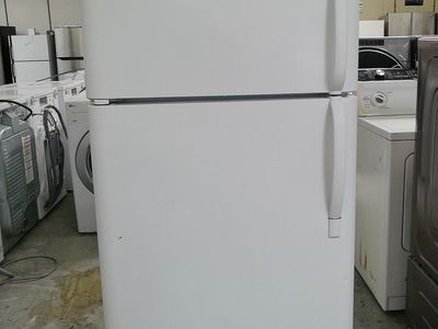 21 cf Top Freezer Refrigerator~Works Great~90 Day Guarantee