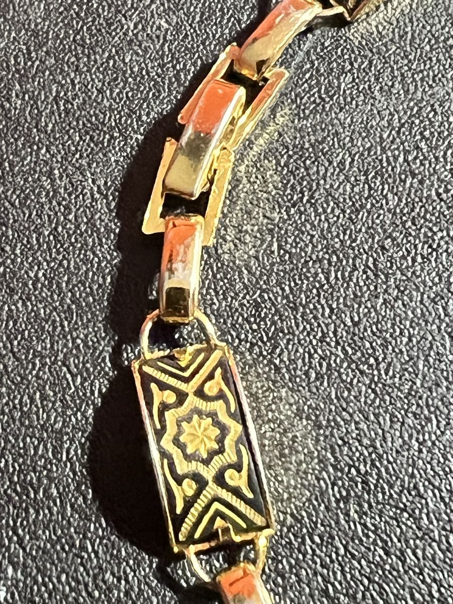 Main image 4