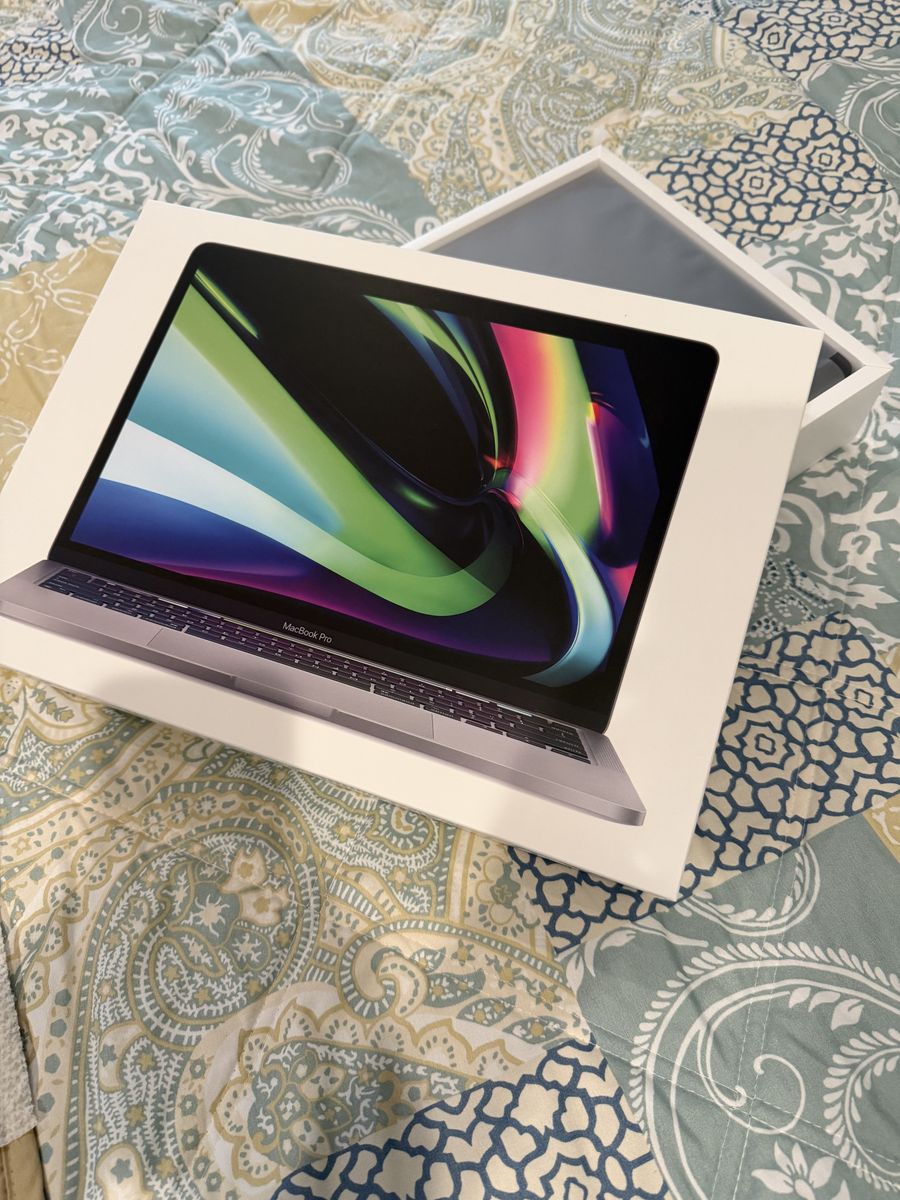 Macbook pro 13" M1 Chip 2020
