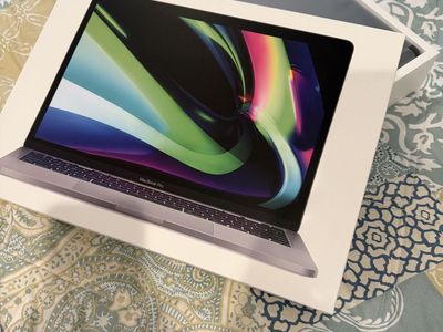 Macbook pro 13" M1 Chip 2020