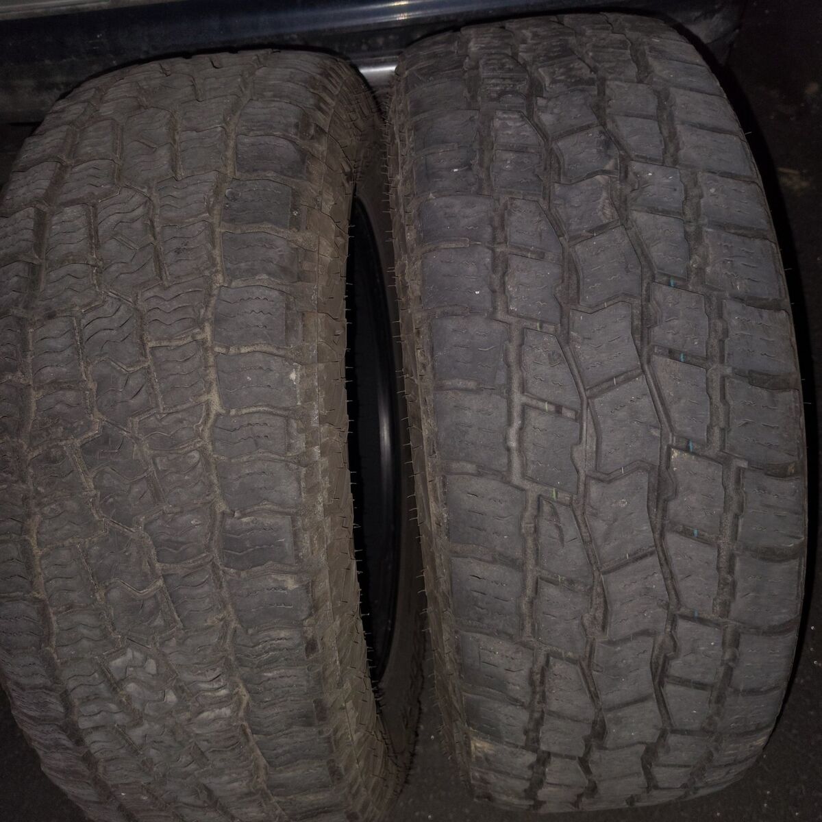 (2) Cooper Discoverer 275/60R20