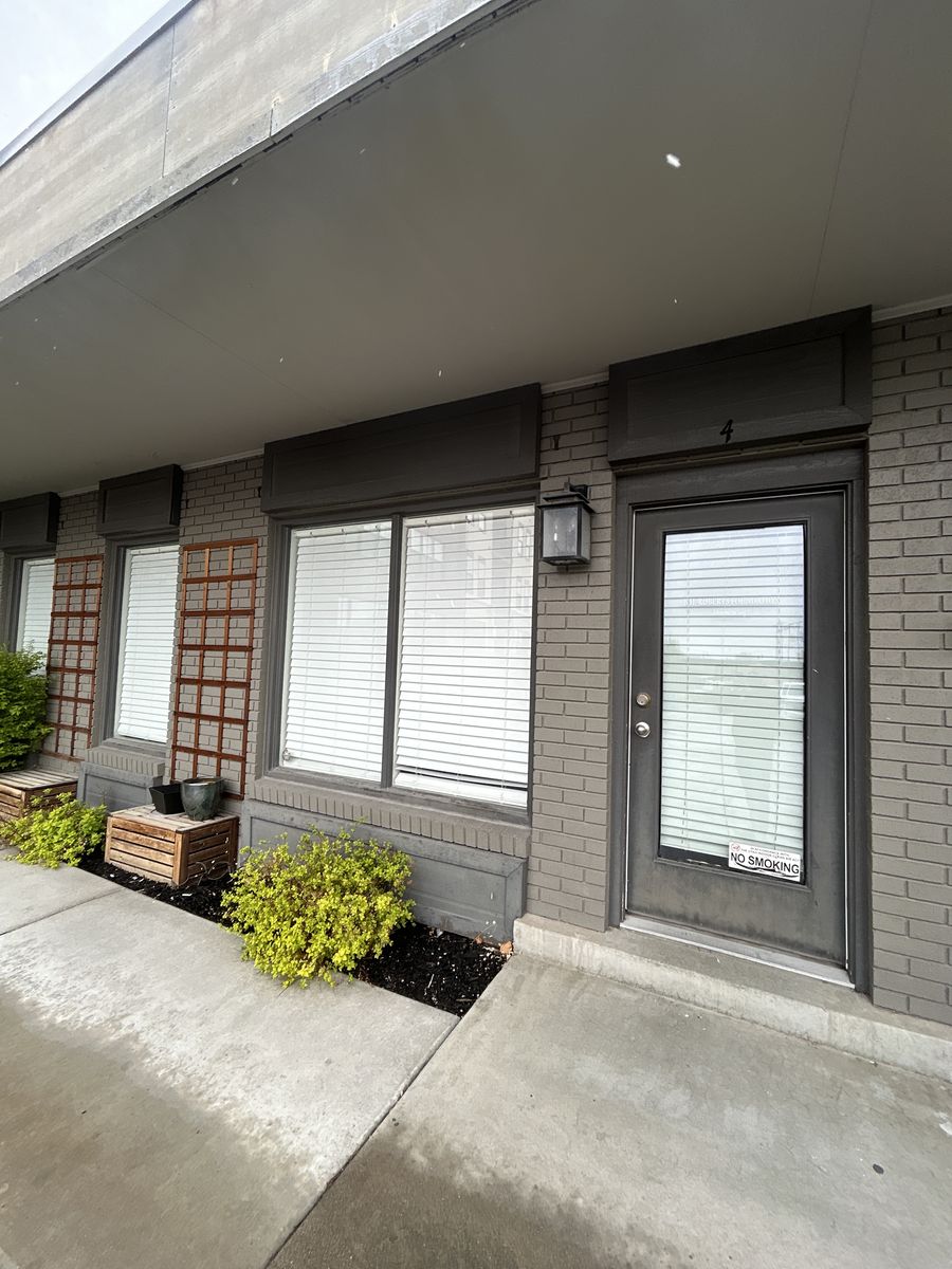 Main image 8