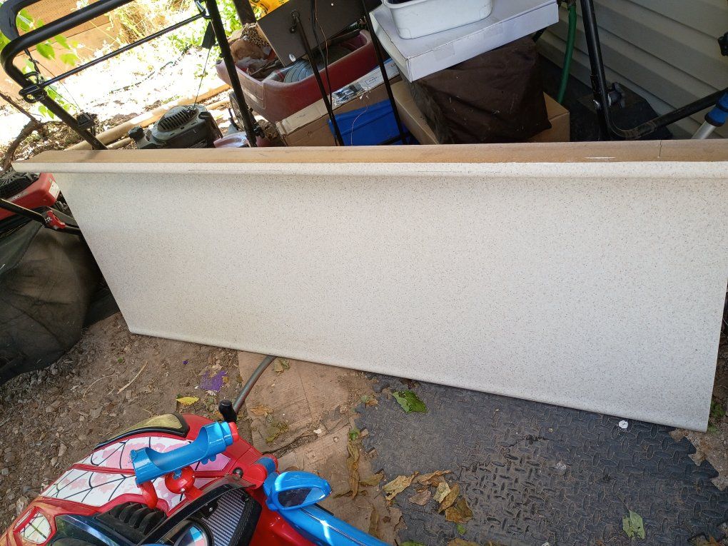 countertop with backsplash and rounded front lip, about 5 and a half feet $55 OBO