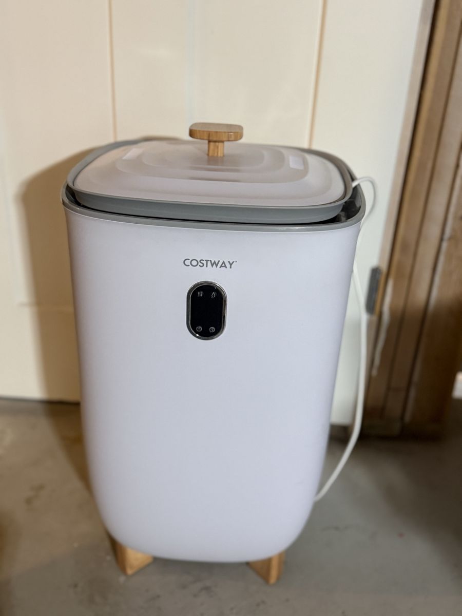 Costway Electric Towel Warmer Bucket with Wooden Feet & Handle