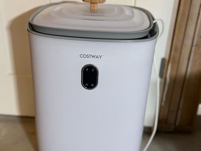 Costway Electric Towel Warmer Bucket with Wooden Feet & Handle