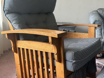 Rocking Chair With Ottoman