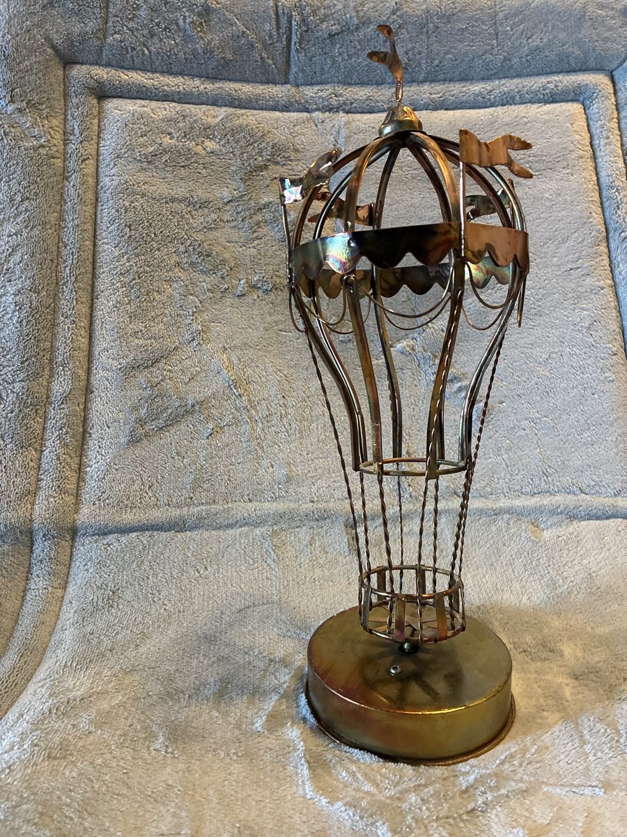 Decorative Copper Hot Air Balloon Figurine- music box plays “happy days”