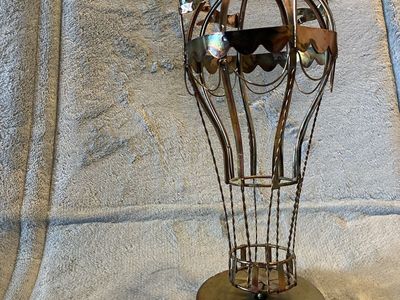 Decorative Copper Hot Air Balloon Figurine- music box plays “happy days”