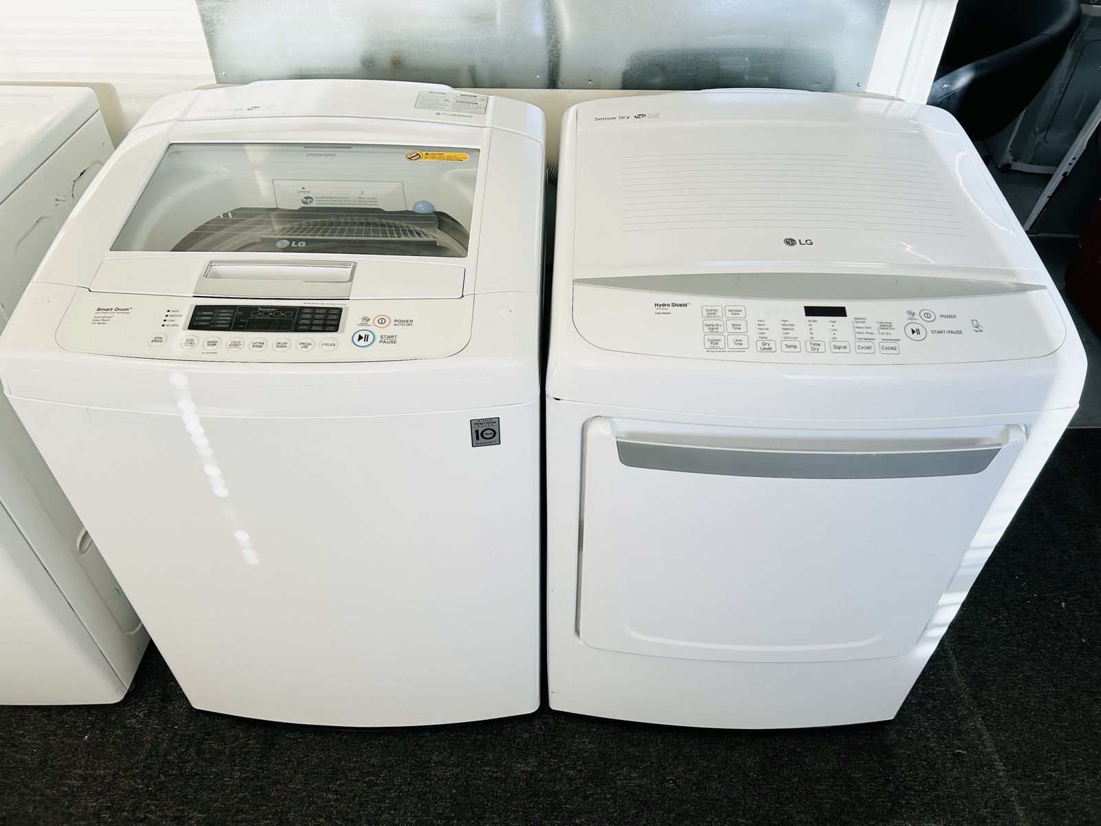 Main image 3