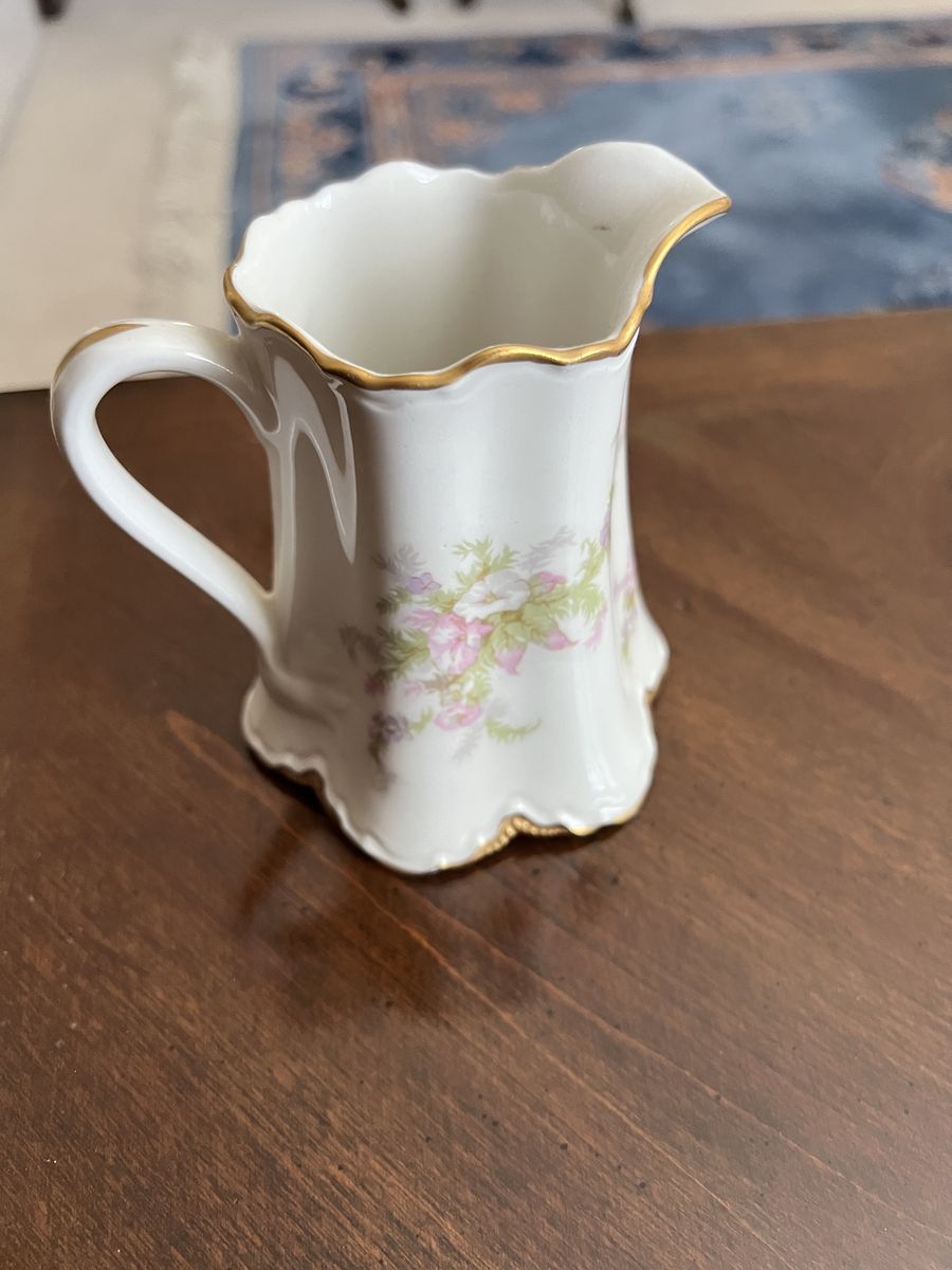 Main image 11