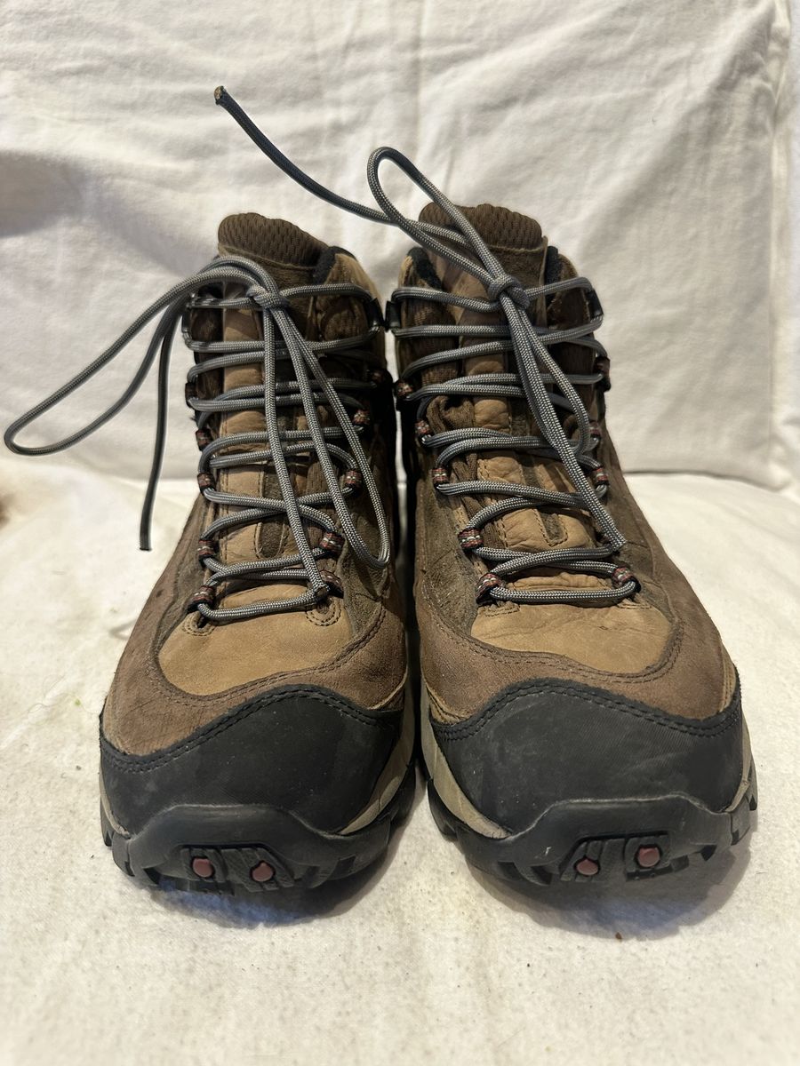 Merrell pulse men’s 11.5 Wtrprf mid hiking boots
