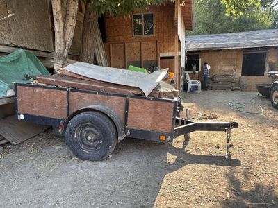 Utility Trailer - Single Axle, Wood Sides