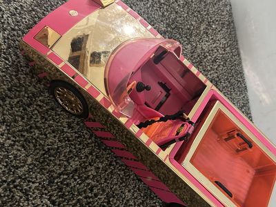 LOL doll car