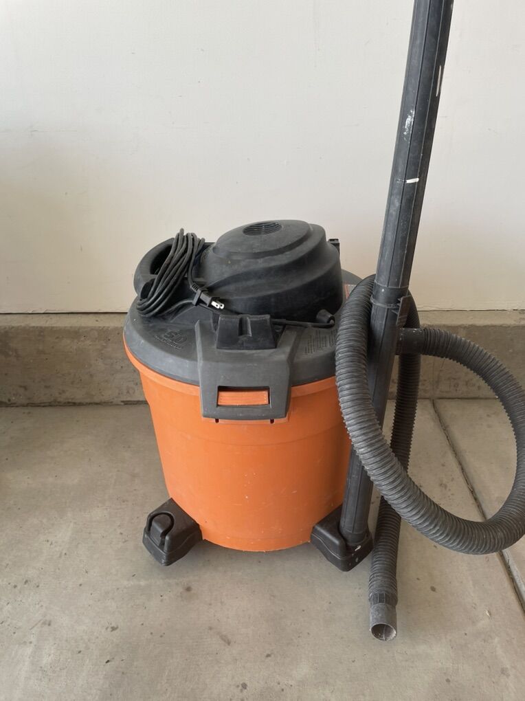 Ridgid 16 Gallon Vacuum