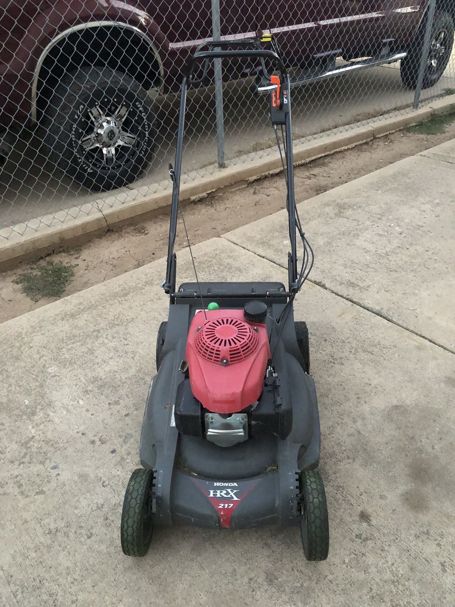 Honda HRX217 mower, $550
