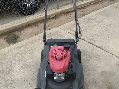 Honda HRX217 mower, $550
