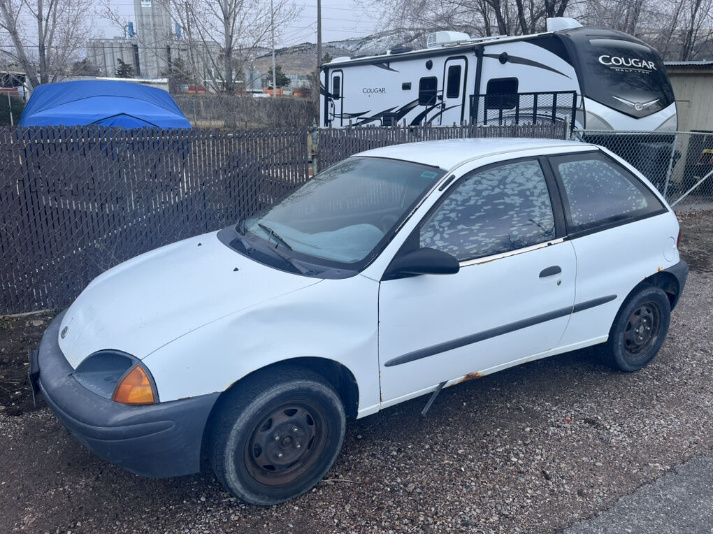 1996 GEO METRO Base