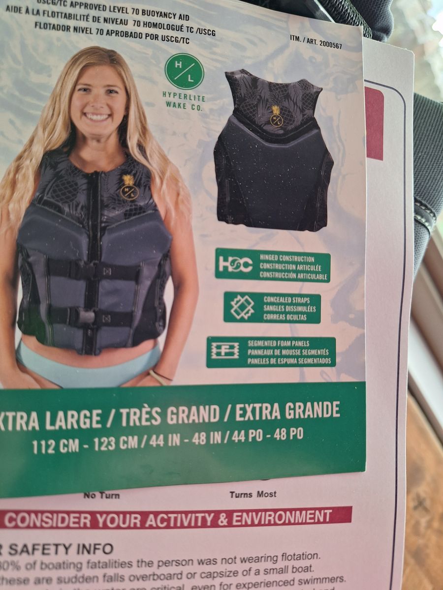 Life vest NEW NEVER BEEN USED