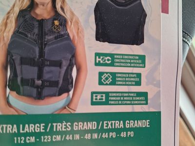 Life vest NEW NEVER BEEN USED