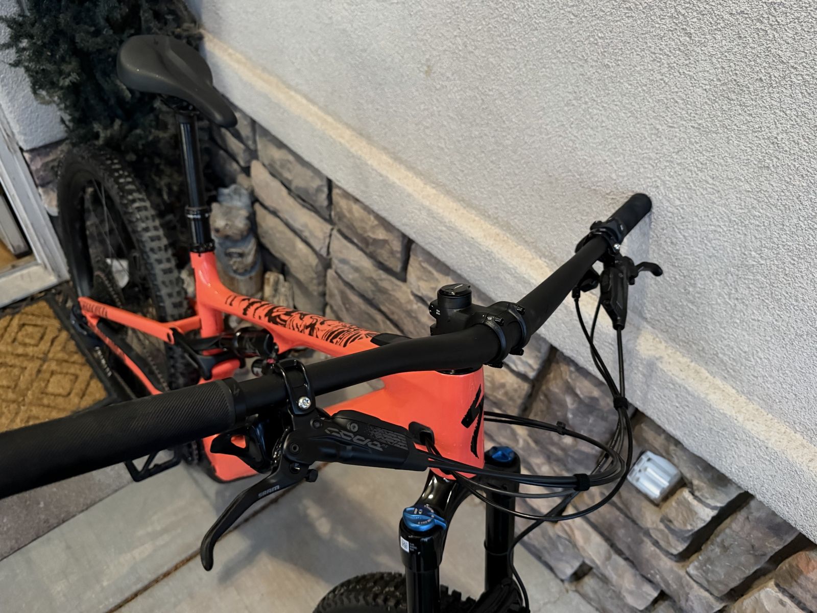 2024 Specialized Turbo Levo SL Carbon full-suspension bike S4
