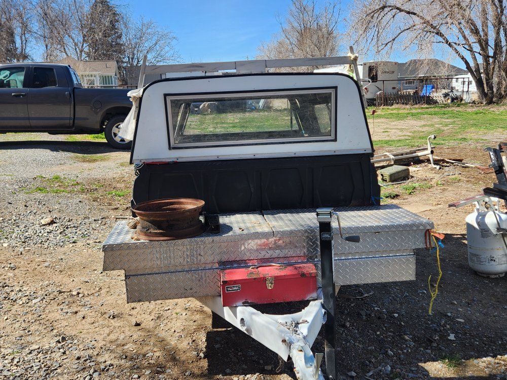 Trailer with or without Topit