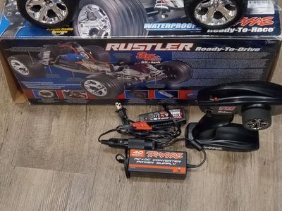 Rustler Traxxas remote control car