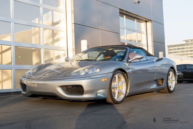 2002 Ferrari 360 Spider Base