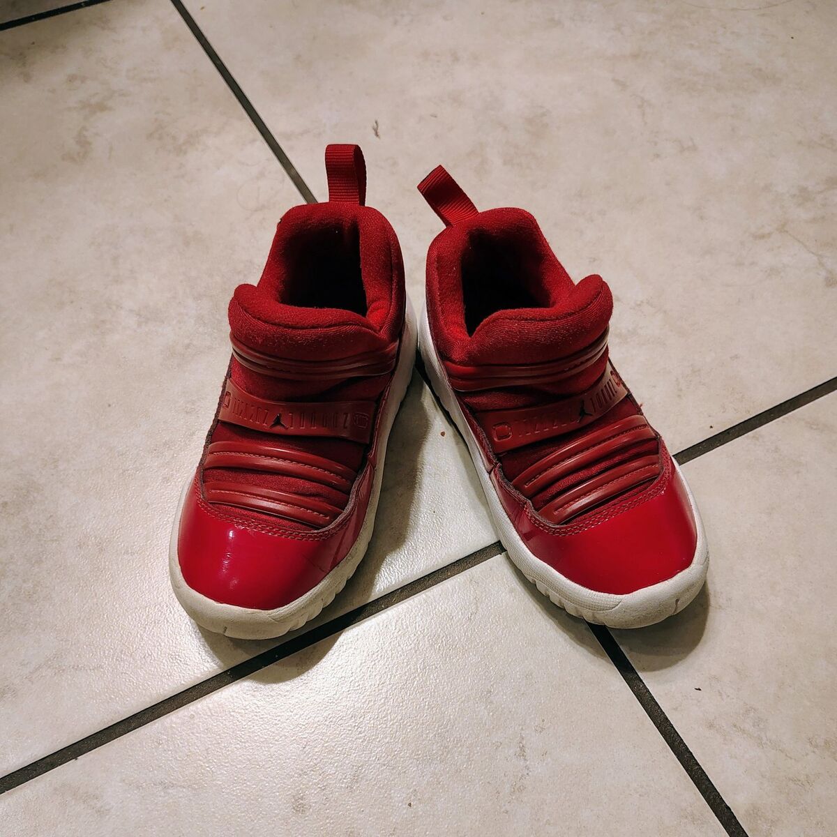 Toddler Nike Jordan Size 9C