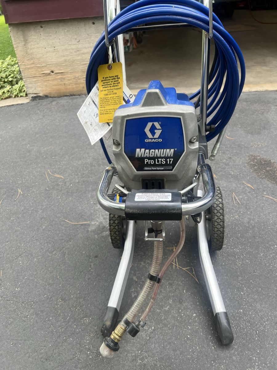 Graco Magnum LTS 17 Project Painter Plus 120V Airless Paint Sprayer w/ Fold N' Store Cart