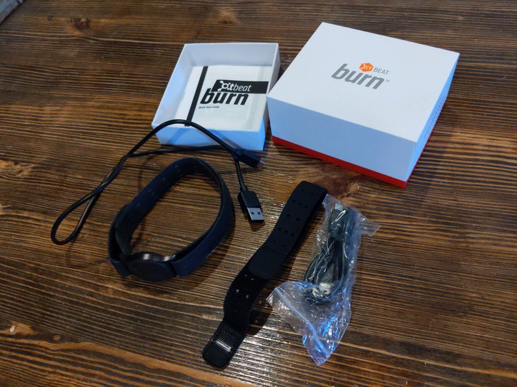 Orange Theory OTbeat Burn Heart Rate Monitor with Extra Band and Charging Cable