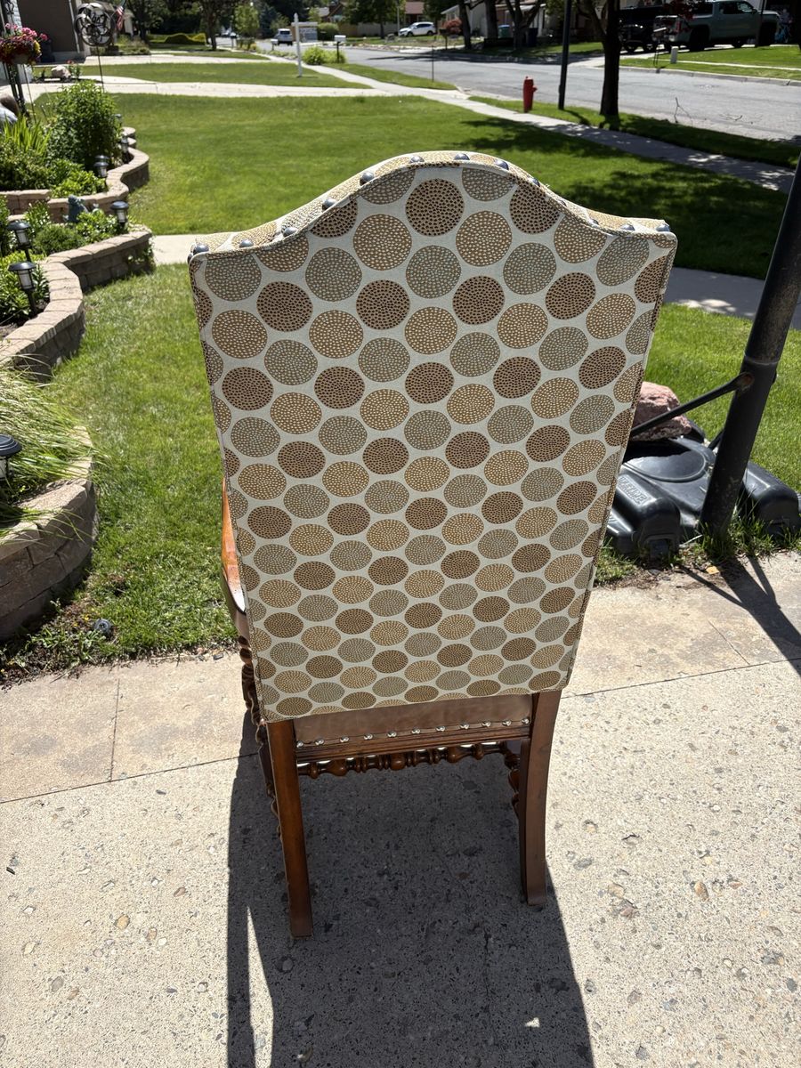Main image 3