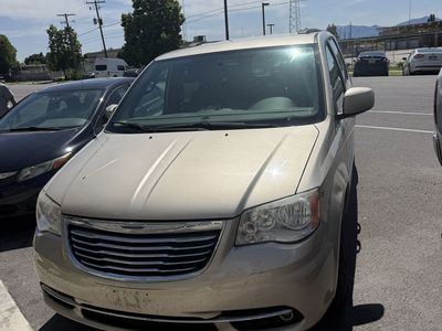 2013 Chrysler Town and Country Touring